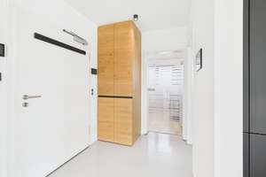 Sofort frei! Neuwertig! XXL-Balkon, Photovoltaik mit Speicher, zwei Garagen, Einbauküche, Smart-Home – 85049 Friedrichshofen-Hollerstauden, Ingolstadt – Vorschaubild 28