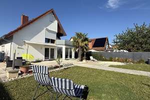 Großzügige Terrassenwohnung, Pool, Garten – plus zwei Wohnungen mit sicheren Mieteinnahmen – Die vollständige Adresse der Immobilie erhältst du vom Anbieter., 67551 Horchheim, Worms – Vorschaubild 4