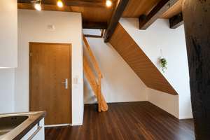 Kompaktes Apartment in Erlangen: 1,5 Zimmer mit Einbauküche – pfarrstrasse 3, 91054 Altstadt, Erlangen – Vorschaubild 2