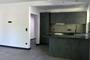 Stilvolle 2,5-Zimmer-Wohnung mit hochwertiger Ausstattung und Photovoltaik in Marienthal – Oktaviostraße 104, 22043 Marienthal, Hamburg – Vorschaubild 2