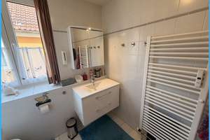 VERKAUFT DIPL.-Immowirt MAIER !! PERFEKTE Wohnung MITTEN IM ZENTRUM, hochwertige Schreinerarbeiten!! – Die vollständige Adresse der Immobilie erhältst du vom Anbieter., 84364 Bad Birnbach – Vorschaubild 16