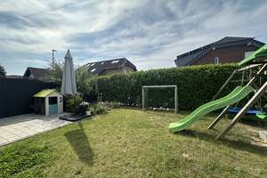 Freistehend & familienfreundlich! Neuwertiges Einfamilienhaus unweit des Rheins in Bornheim-Widdig! – Die vollständige Adresse der Immobilie erhältst du vom Anbieter., 53332 Bornheim – Vorschaubild 3