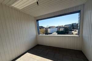Schöne 2-Zimmer-Dachgeschosswohnung mit Loggia in Solingen – Die vollständige Adresse der Immobilie erhältst du vom Anbieter., 42697 Ohligs/Aufderhöhe/Merscheid, Solingen – Vorschaubild 4