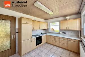 Zweifamilienhaus mit Potential und Ausbaureserve – Die vollständige Adresse der Immobilie erhältst du vom Anbieter., 88074 Meckenbeuren – Vorschaubild 4