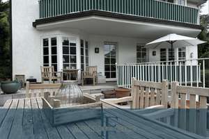 FRIEDERICH: Südviertel – Exklusive ETW mit großzügiger Terrasse, eigenem Garten und Garage