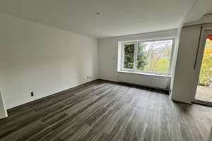 Superzentral wohnen in Siegen: 2 Zimmer, EBK, Terrasse und Natur direkt vor der Tür