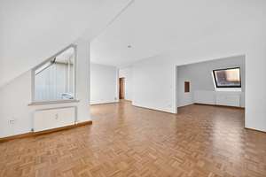 Exklusive Dachgeschosswohnung mit Gestaltungspotenzial und zwei Terrassen in Untergiesing-Harlaching – Die vollständige Adresse der Immobilie erhältst du vom Anbieter., 81547 Giesing, München – Vorschaubild 3