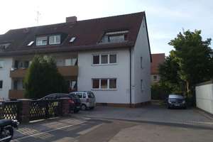 Geräumige 2 Zimmer Wohnung in ruhigem 6-Familien Haus in Erlangen-Bruck