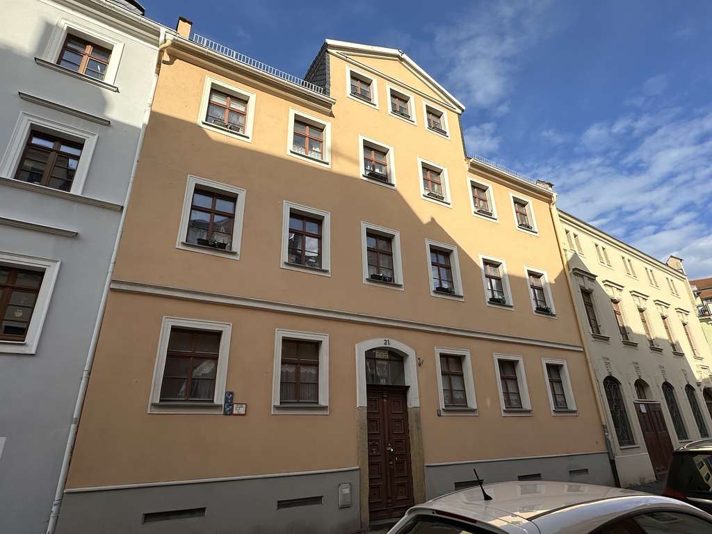 Altstadtperle  zum Renovieren –  Ein- bis Dreifamilienhaus  in der Nikolaivorstadt