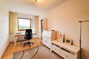 Pulheim: Top Doppelhaushälfte mit Garten, Dachgeschoss, Garage, Keller – bezugsfrei & Volleigentum! – Rhein-Erft-Kreis – Vorschaubild 7
