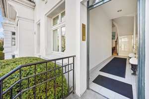 Repräsentatives Wohnen in klassischer Harvestehuder Villa  - mit grossem Garten und Einliegerwohnung – Die vollständige Adresse der Immobilie erhältst du vom Anbieter., 20149 Harvestehude, Hamburg – Vorschaubild 3