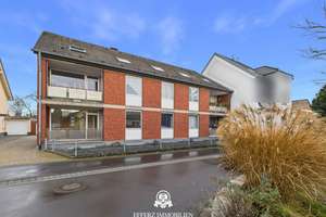 Wertstabiles 6-Parteien-Haus mit Mietanpassungspotenzial in Euskirchen! – Die vollständige Adresse der Immobilie erhältst du vom Anbieter., 53879 Euskirchen – Vorschaubild 4