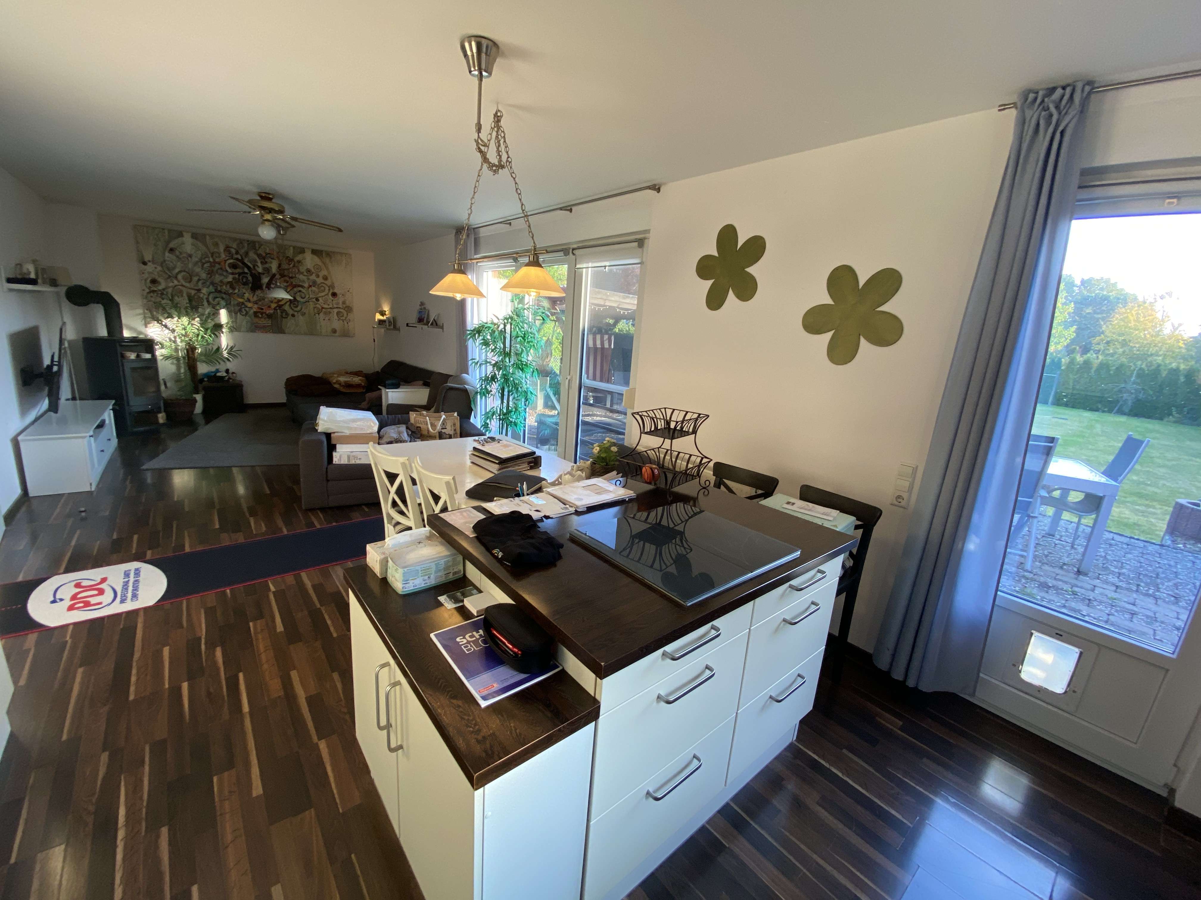 Immobilie in Schwarmstedt - Gelegenheit - Schwarmstedt, Top-Lage - reizvolles EFH, Bj. 2010, Wohnfl. 136m², Kaminofen, PV-Anlage - Bild 2