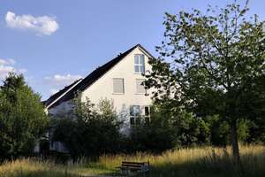 Bj. 2012 - Ruhig und grün am Stadtrand, Westblk. ohne Gegenüber, Bes. SA 22.08. n. Vereinbg. – Die vollständige Adresse der Immobilie erhältst du vom Anbieter., 81249 Lochhausen, München – Vorschaubild 4