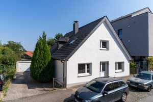 Bielefeld-Mitte: freistehendes EFH im Westen | 2012 saniert | ca. 124 m² Wohn und Nutzfläche – Bielefeld – Vorschaubild 2