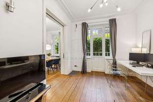 Möblierte 4,5‑Zimmer Altbau‑Erdgeschosswohnung mit zwei Terrassen in begehrter Lage – Die vollständige Adresse der Immobilie erhältst du vom Anbieter., 20251 Hoheluft-Ost, Hamburg – Vorschaubild 4