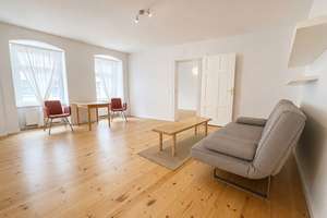 Bezugsfrei & renoviert: Charmante 2-Zimmer-Altbauwohnung in Kreuzberg – Yorckstr. 75, 10965 Kreuzberg, Berlin – Vorschaubild 1