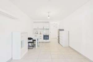 HEGERICH: Moderne 1-Zimmer-Erdgeschosswohnung mit Loggia in Sendling-Westpark!