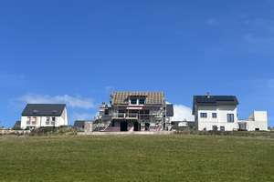 NEUBAU TRAUMHAUS (ZFH / EFH + ELW) IN ST. GEORGEN DIE WUNDERSCHÖNE BERGSTADT HERZEN DES SCHWARZWALDS – Die vollständige Adresse der Immobilie erhältst du vom Anbieter., 78112 Sankt Georgen im Schwarzwald – Vorschaubild 3