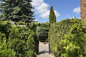 Ein Haus wie kein anderes – Stil, Platz & Gartenmagie in Wolfen – Die vollständige Adresse der Immobilie erhältst du vom Anbieter., 6766 Bitterfeld-Wolfen – Vorschaubild 6