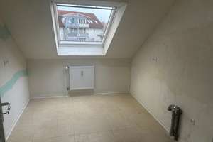 1,5-Zimmer -Dachgeschosswohnung (WBS) – Brühlweg 10, 44379 Marten, Dortmund – Vorschaubild 3