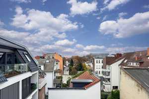 Bielefeld-Mitte: DG-Wohnung Nähe Lutter |  Jungendstil-Charme | 4 Zimmer | Balkon – Bielefeld – Vorschaubild 12