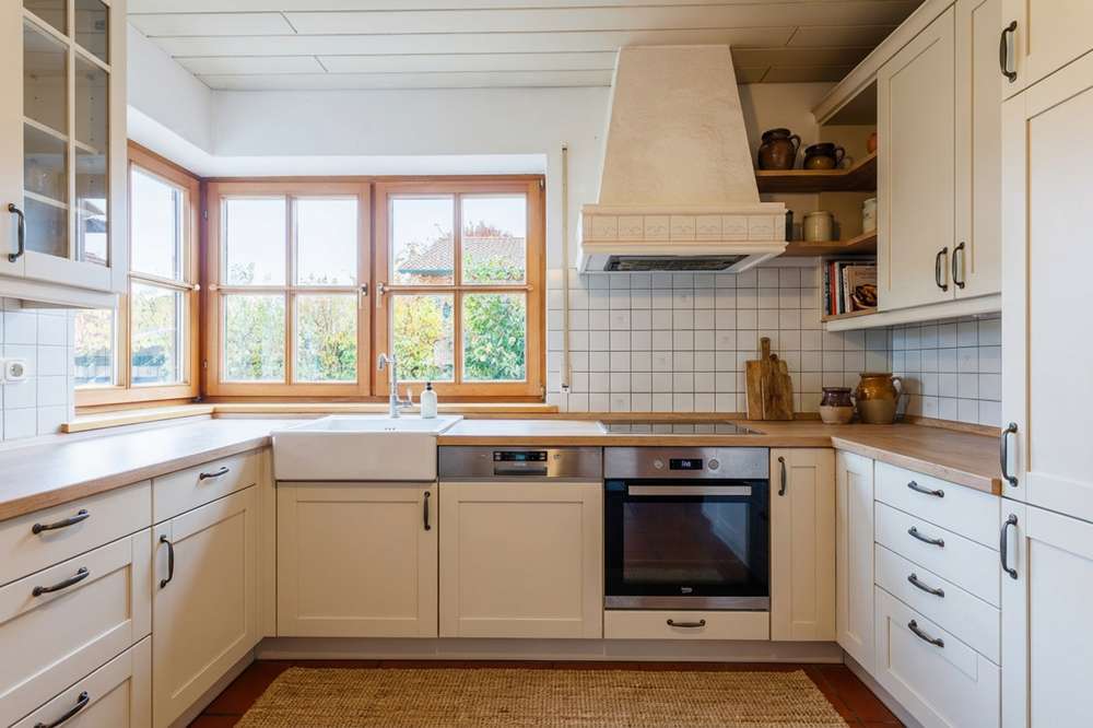 Immobilie in Engelsberg - Schönes Einfamilienhaus mit Garten, Terrasse und Doppelgarage–ruhige Familienidylle im Chiemgau - Bild 3