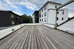 Außergewöhnliche Dachgeschosswohnung mit großer Dachterrasse für anspruchsvolle Paare – Die vollständige Adresse der Immobilie erhältst du vom Anbieter., 42653 Gräfrath, Solingen – Vorschaubild 13