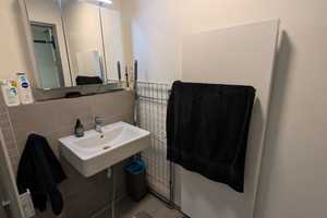 Modern 1-Room Apartment in Central Berlin – Fully Furnished – AC – Great Transit! – Pohlstraße 82, 10785 Berlin – Vorschaubild 8