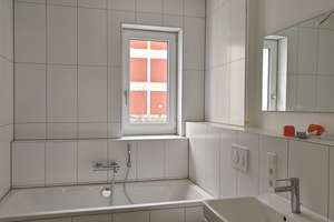 Erstbezug Neubau 3-Zimmer Wohnung mit Einbauküche, Balkon, Terrasse und Garten in Darmstadt-Mitte – Donnersbergring 4, 64295 Mitte, Darmstadt – Vorschaubild 11