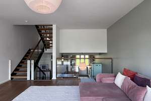 TEMPORARY sublet:  townhouse 180 m²