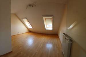 Attraktive und gepflegte 3-Zimmer-Dachgeschosswohnung in Hagen – Malmkestraße 5, 58099 Boele, Hagen – Vorschaubild 2