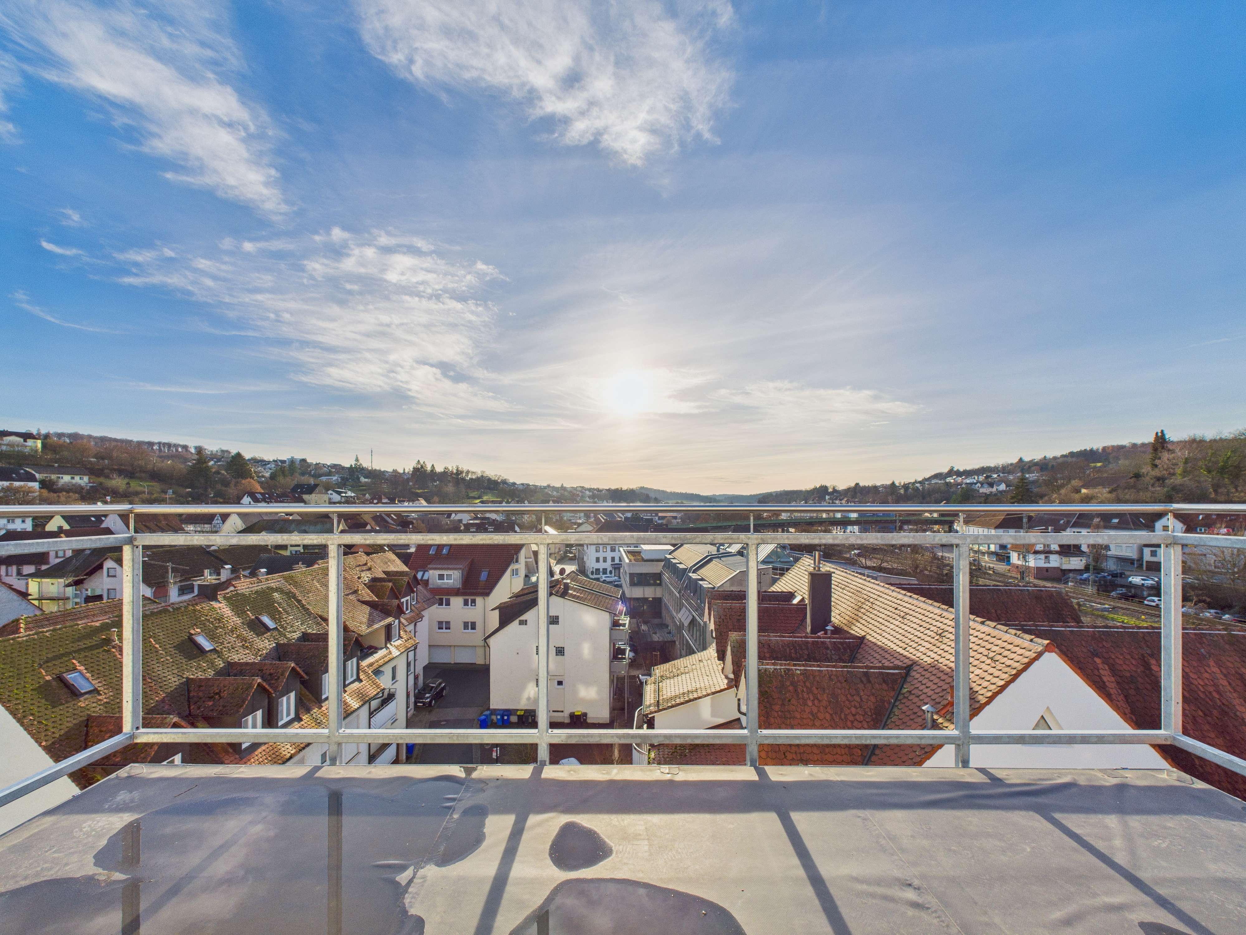 Immobilie in Osterburken - Einmaliges Maisonette- Penthouse über den Dächern der Stadt - Bild 5