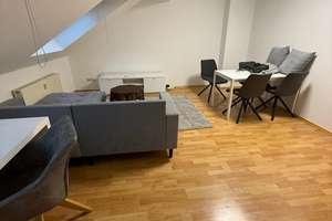 Kompaktes Dachgeschosswohnung : 2-Zimmer-Wohnung in Leipzig-Wahren – Lucknerstraße 6, 4159 Wahren, Leipzig – Vorschaubild 1