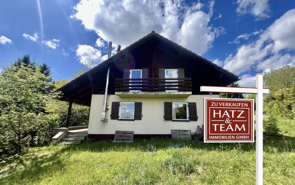 Immobilie in Neureichenau - Ankommen und durchatmen! 
Idyllisches Einfamilienhaus mit tollem Grundstück für Naturliebhaber in N - Bild 0