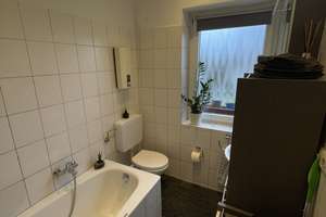 Gepflegte Wohnung mit dreieinhalb Zimmern und Balkon in Bochum. Aktuelle Bilder folgen. – Die vollständige Adresse der Immobilie erhältst du vom Anbieter., 44866 Wattenscheid-Mitte, Bochum – Vorschaubild 4