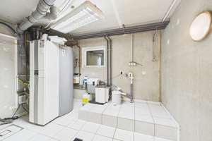 Direkt einziehen & wohlfühlen! Hochwertiges EFH mit Garten und exklusiver Ausstattung in Wiesbaden! – Die vollständige Adresse der Immobilie erhältst du vom Anbieter., 65187 Biebrich, Wiesbaden – Vorschaubild 28