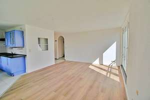 City - Blick über die Dächer gemütl. Maisonette - 3 Zimmer  mit 2  Balkonen – Die vollständige Adresse der Immobilie erhältst du vom Anbieter., 28195 Bahnhofsvorstadt, Bremen – Vorschaubild 21