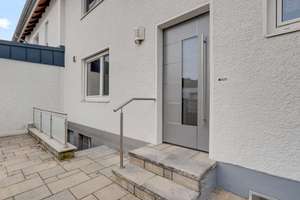 Hochwertig modernisiert! Doppelhaushälfte direkt an der S1 mit traumhaftem Grundstück – Die vollständige Adresse der Immobilie erhältst du vom Anbieter., 90571 Schwaig bei Nürnberg – Vorschaubild 8