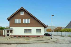 **Wohnen & Arbeiten unter einem Dach: 2 Wohneinheiten + Ladenlokal + 3 Garagen + Ausbaureserve** – Die vollständige Adresse der Immobilie erhältst du vom Anbieter., 50181 Bedburg – Vorschaubild 42