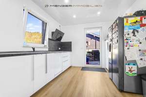 **Neubau Stadtvilla mit 6 Zimmern, Garten und 2 Stellplätzen** - Zum 01.07.2026 – Tulpenweg 1, 51570 Windeck – Vorschaubild 9