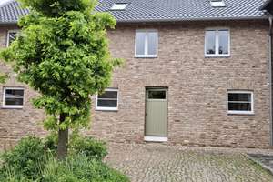 Neuerbautes Haus mit 160 m²  Wohnfläche in Aachen Soers – Strüverweg 72, 52070 Laurensberg (Statistischer Bezirk), Aachen – Vorschaubild 2