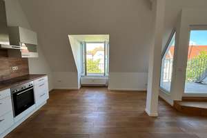 Wohnen über den Dächern von Steglitz – 2 Zimmer mit Terrasse – Rothenburgstr. 43, 12163 Steglitz, Berlin – Vorschaubild 2