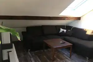 Property thumbnail 2