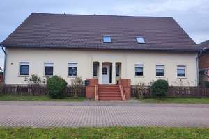 Ein- oder Zweifamilienhaus mit großem Garten in schöner Lage – Die vollständige Adresse der Immobilie erhältst du vom Anbieter., 16306 Hohenselchow-Groß Pinnow – Vorschaubild 1