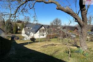 Einfamilienhaus mit großem Garten, Terrasse, Garage und Photovoltaikanlage in Jahnsdorf bei Chemnitz – Die vollständige Adresse der Immobilie erhältst du vom Anbieter., 9387 Jahnsdorf/Erzgebirge – Vorschaubild 1