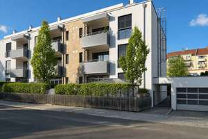 Exklusive Gartenwohnung mit fünf großzügigen Zimmern in München - Pasing