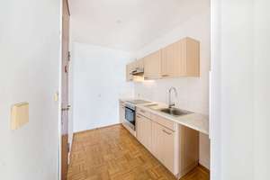 Helle und gepflegte 2-Zi.-Wohnung im 5. OG am Petuelpark in Schwabing-West – Klopstockstr. 8, 80804 Am Luitpoldpark, München – Vorschaubild 7