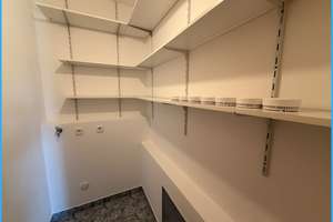 DIPL.-Immowirt MAIER !! helle, großzügige Galerie-Dachgeschoss-Woh­nung und traumhaften Weitblick – Die vollständige Adresse der Immobilie erhältst du vom Anbieter., 94474 Vilshofen an der Donau – Vorschaubild 20