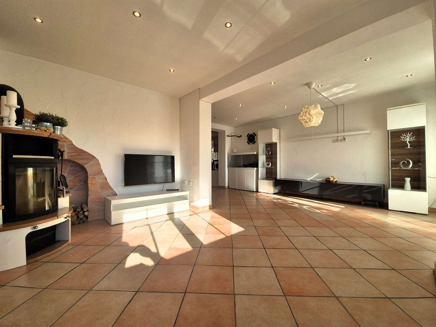 Immobilie in Bühlerzell - Modernes, stilvolles Einfamilienhaus mit vielen Gestaltungsmöglichkeiten - Bild 2